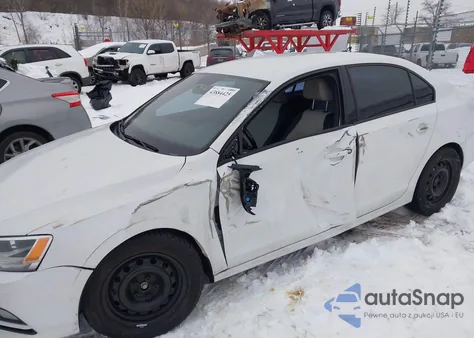 2016 Volkswagen Jetta 1.8T Sport z USA, uszkodzony, nr VIN 3VWB17AJXGM299894